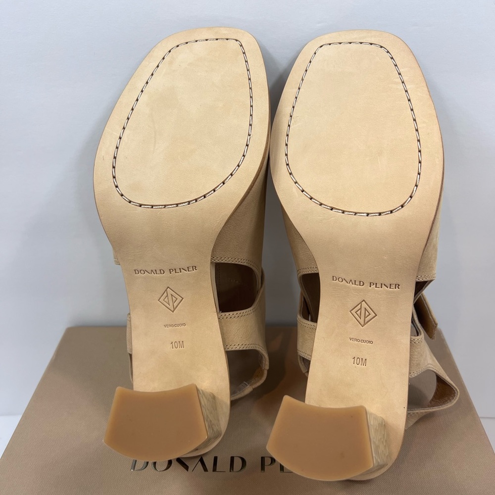 DONALD PLINER💯LADIES SAND COLOR OPEN TOE HALF BOOT. SIZE 10 MEDIUM - Picture 6 of 16